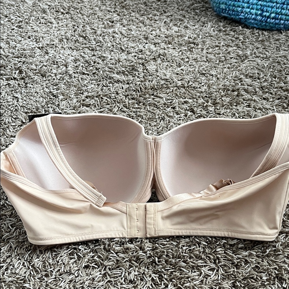 Seamless Cream T-Shirt Bra - Picture 4 of 4